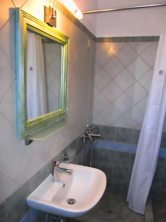 St.George Valsamitis Otel Katápola Oda fotoğraf